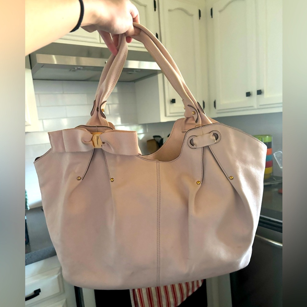 Salvatore Ferragamo Hand Bag Pink Leather